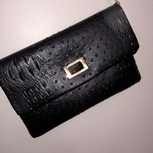 4 for 35 ✨Crossbody clutch purse